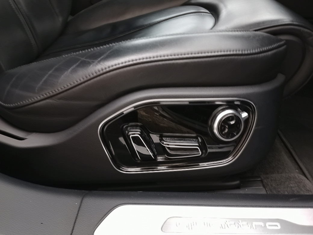 2016 Audi A8