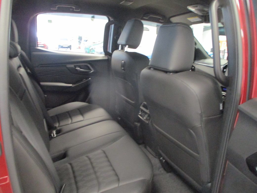 2025 Isuzu D-MAX