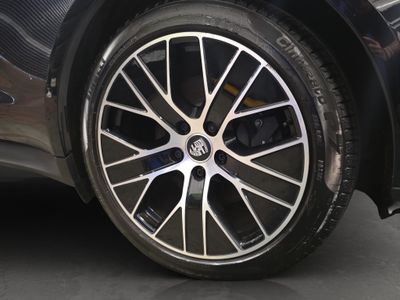 2023 Porsche Taycan