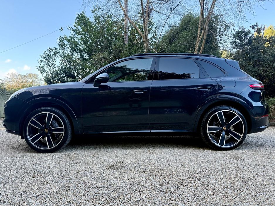 2023 Porsche Cayenne