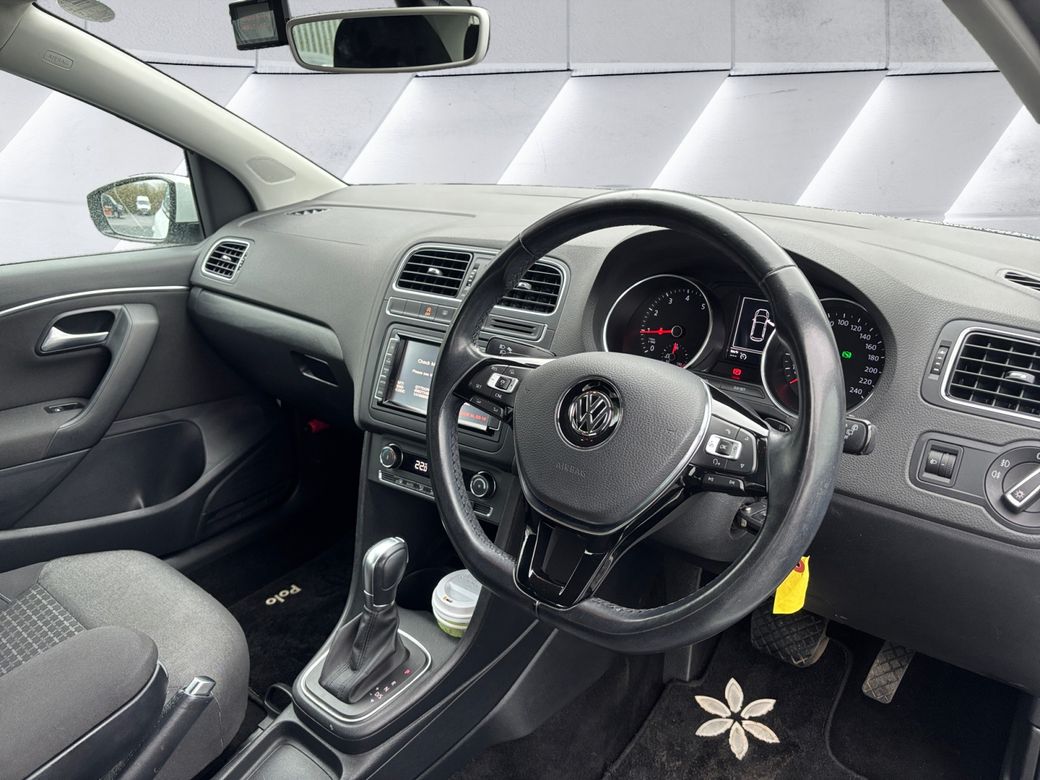 2016 Volkswagen Polo