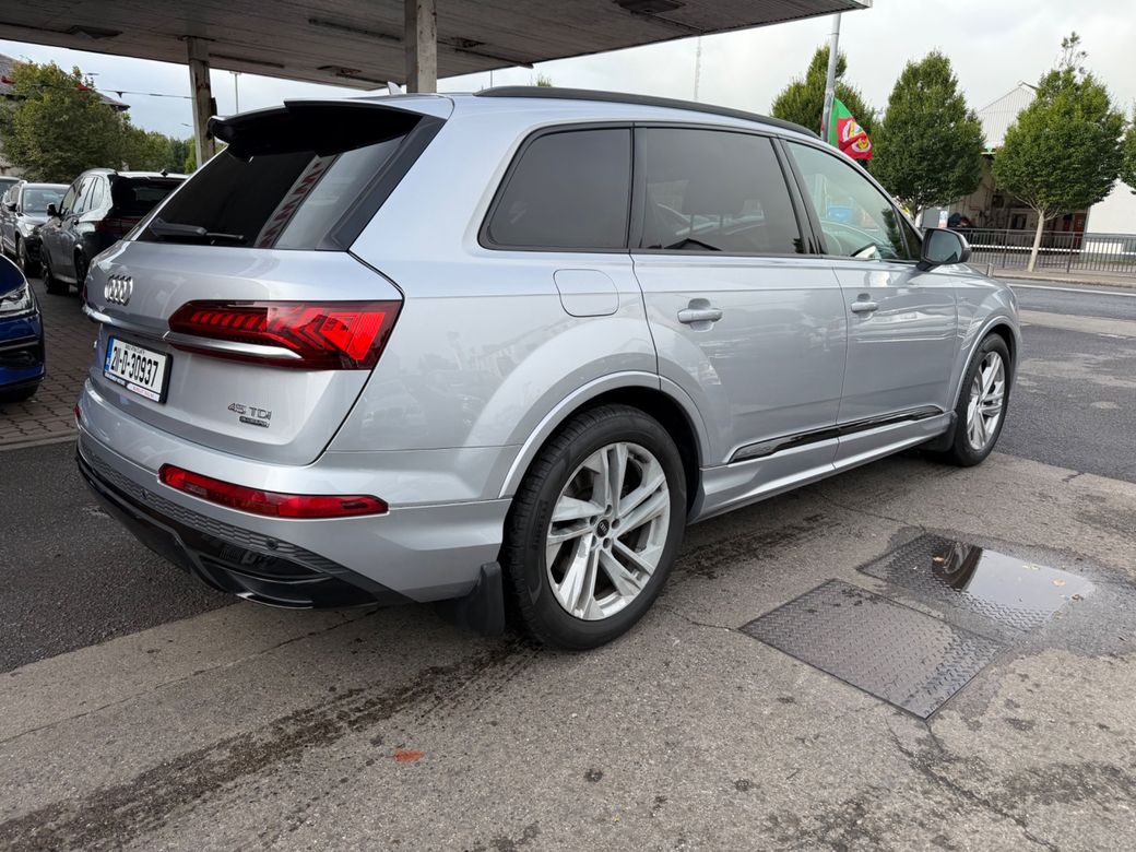 2021 Audi Q7