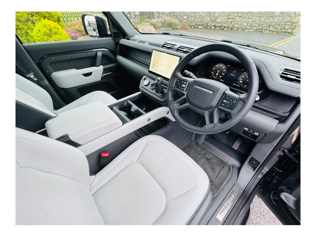 2025 Land Rover Defender