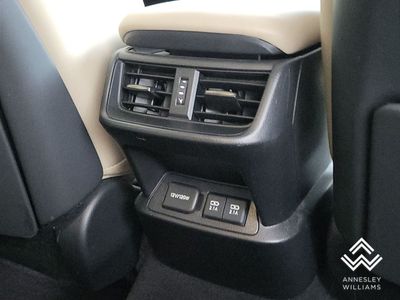 2021 Lexus ES 300h