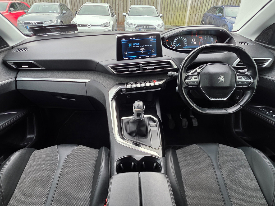 2020 Peugeot 5008