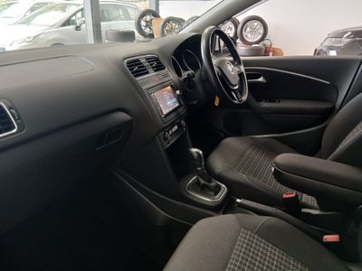 2017 Volkswagen Polo