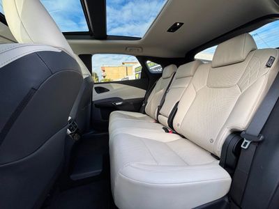 2025 Lexus RX450h+