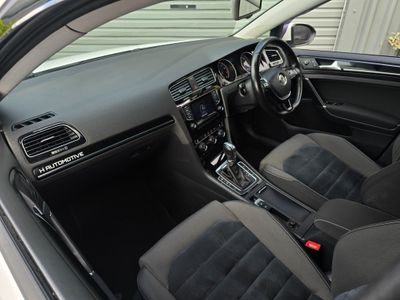 2013 Volkswagen Golf