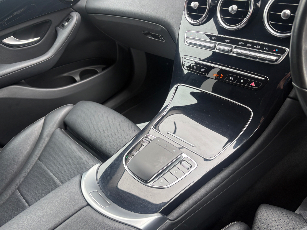 2022 Mercedes-Benz GLC Class