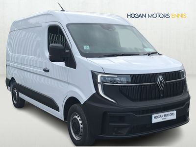 2025 Renault Master