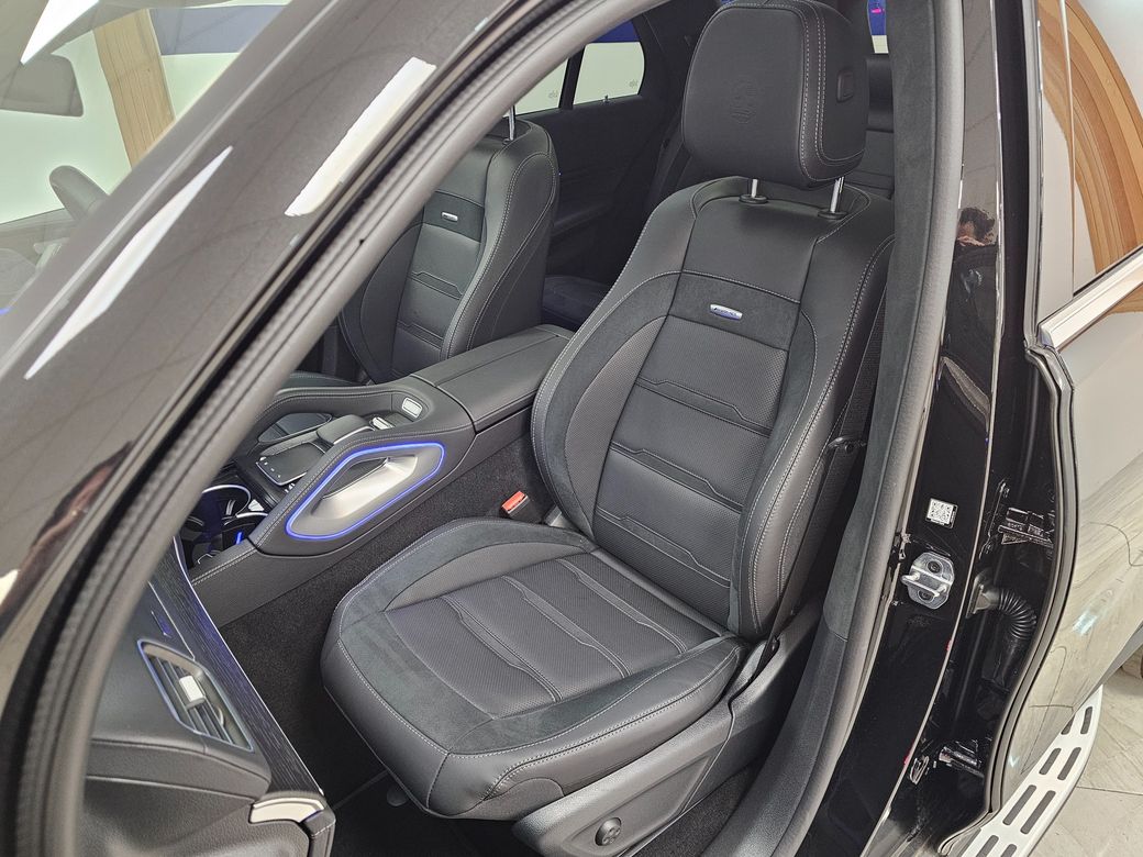 2025 Mercedes-Benz GLE Class