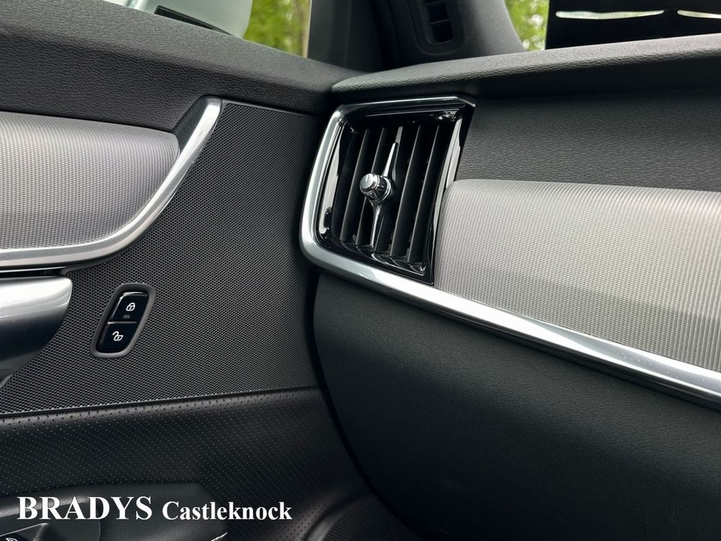 2019 Volvo S90