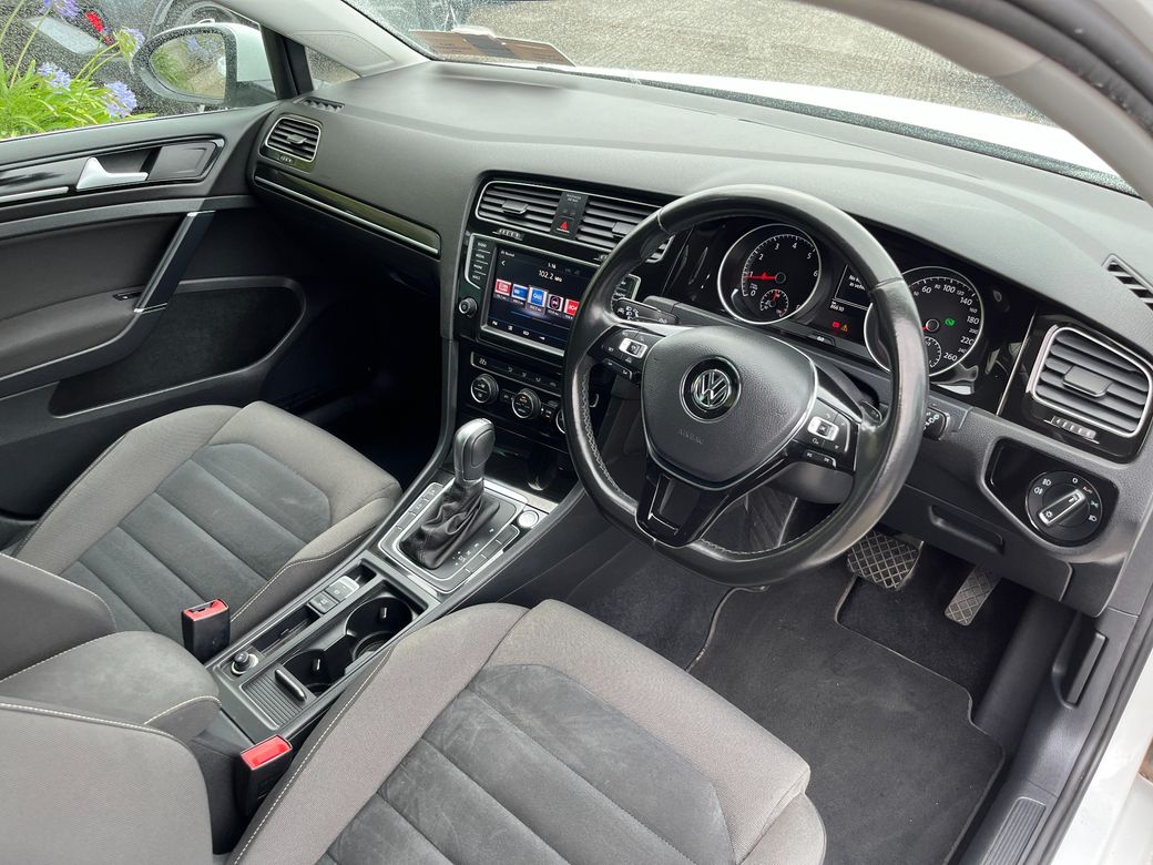 2017 Volkswagen Golf