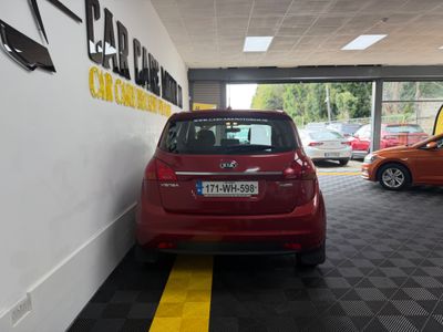 2017 Kia Venga