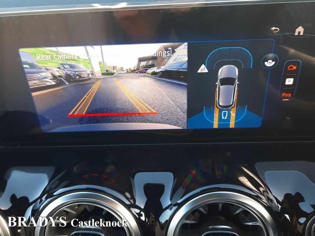 2026 Mercedes-Benz EQA