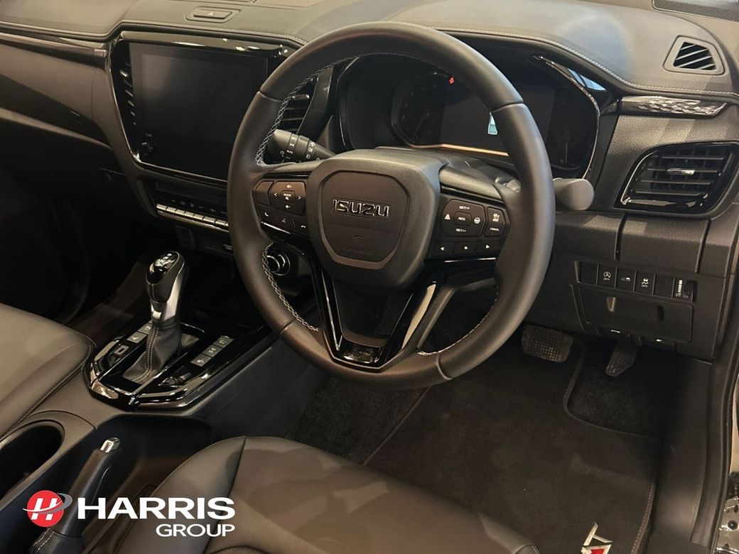 2025 Black Isuzu D-MAX