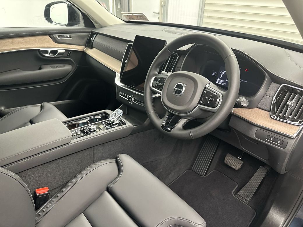 2025 Volvo XC90