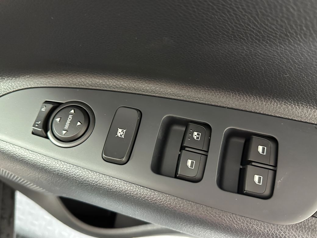 2025 Kia Stonic
