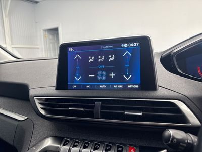 2020 Peugeot 3008