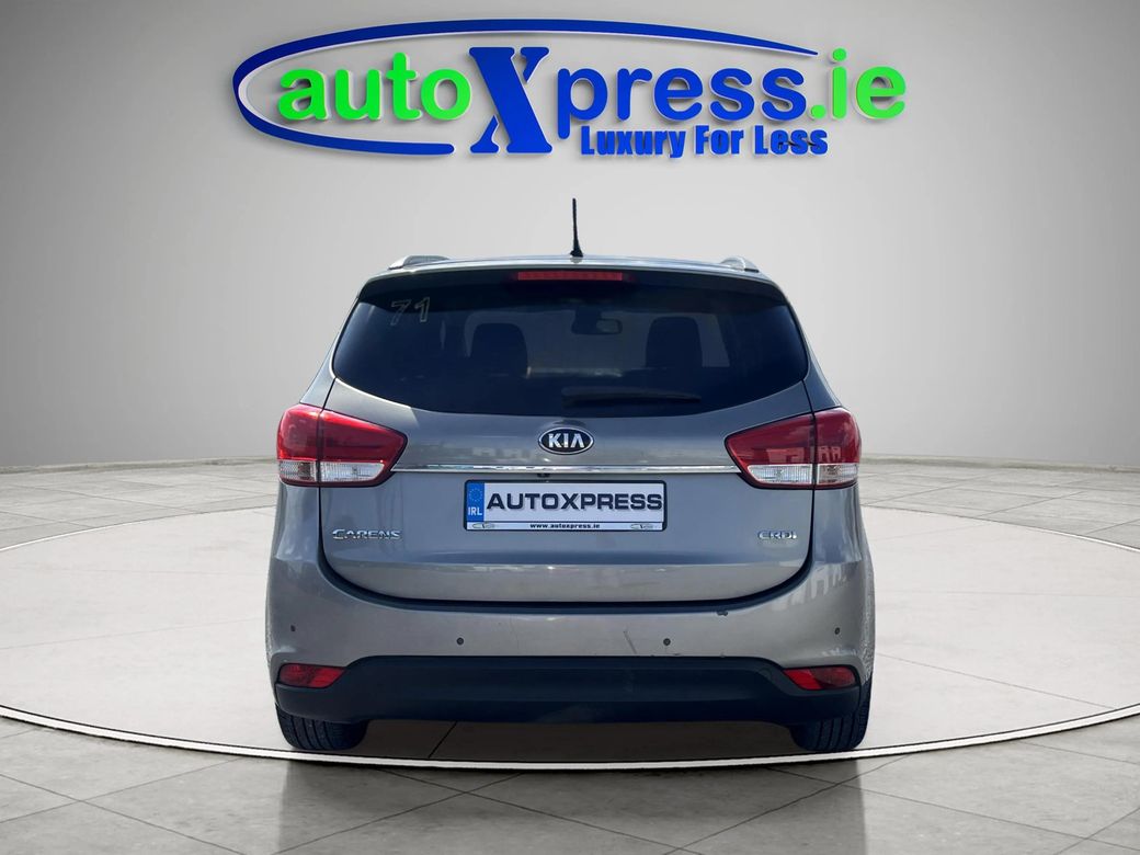 2014 Kia Carens