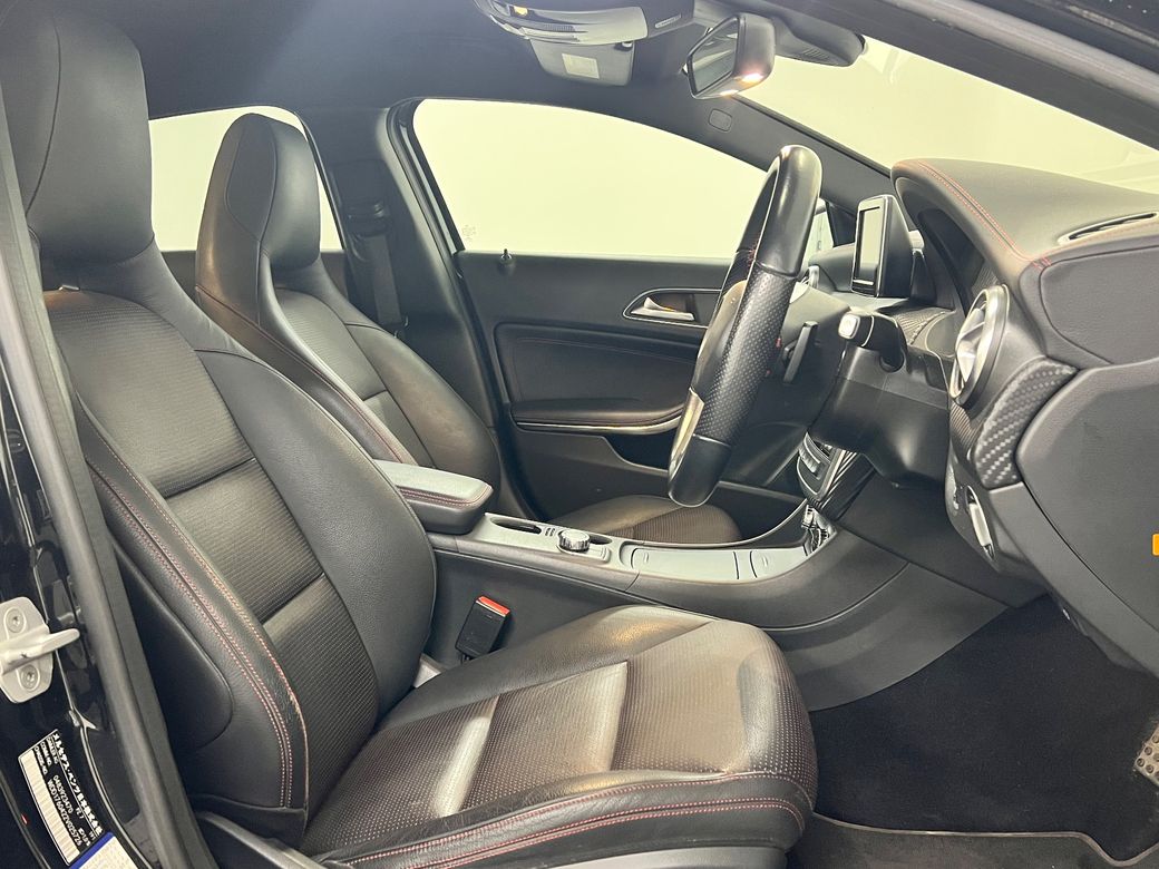 2014 Mercedes-Benz A 180