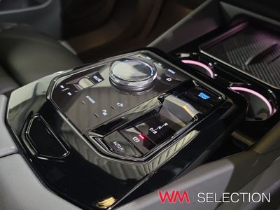 2025 BMW i5