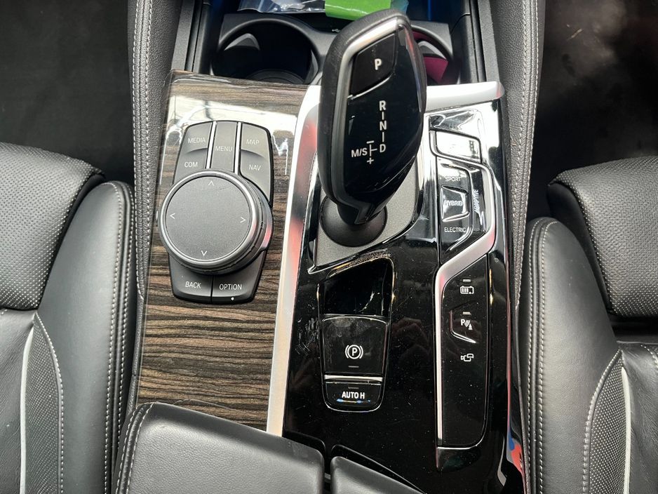 2021 BMW 5 Series