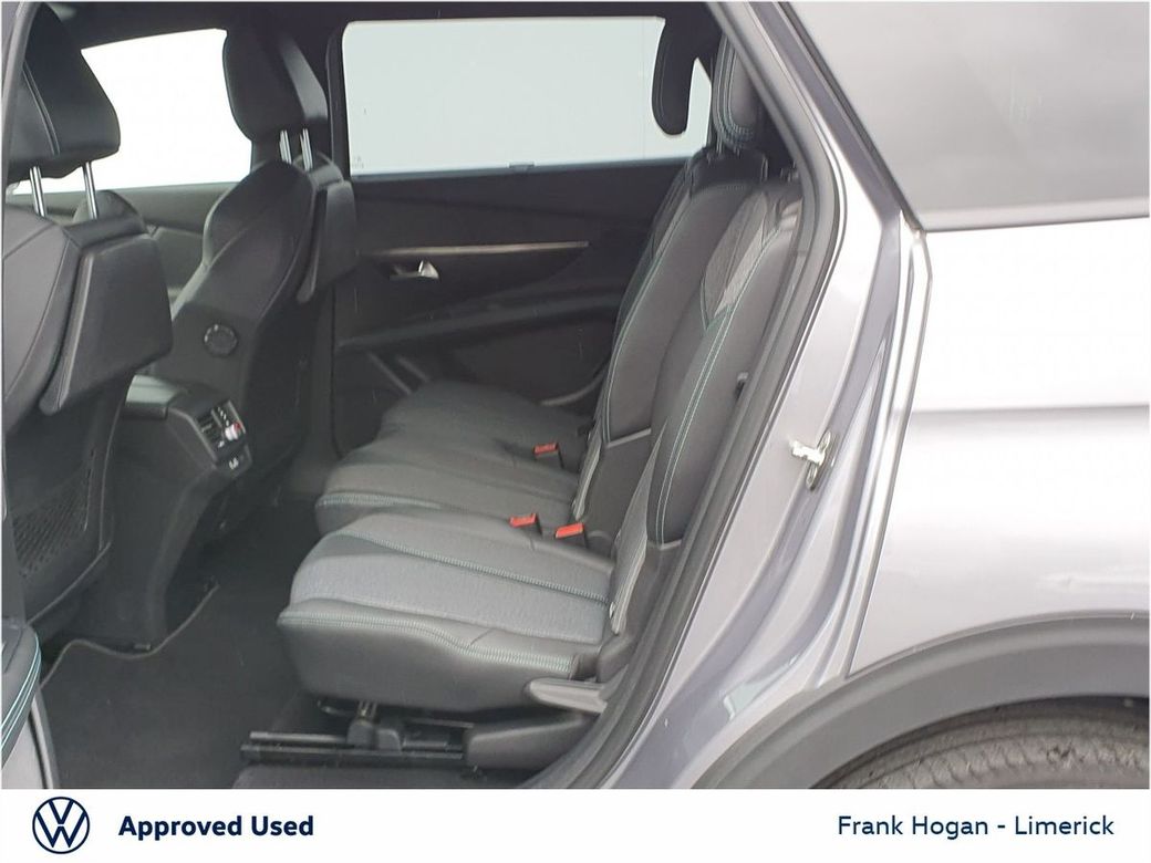 2023 Peugeot 5008