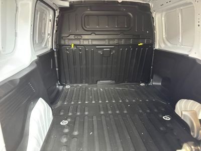 2024 Peugeot Partner