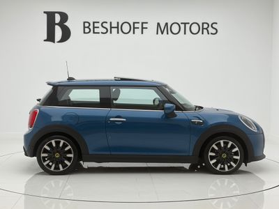 2024 Mini Hatch