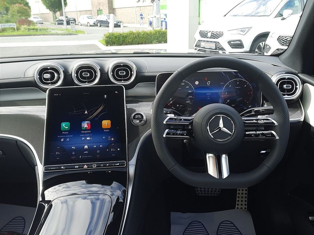 2025 Mercedes-Benz GLC Class