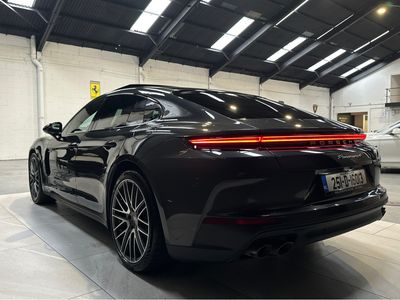 2025 Porsche Panamera