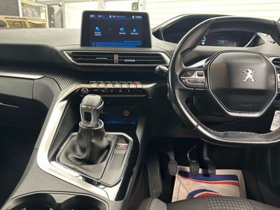 2018 Peugeot 3008