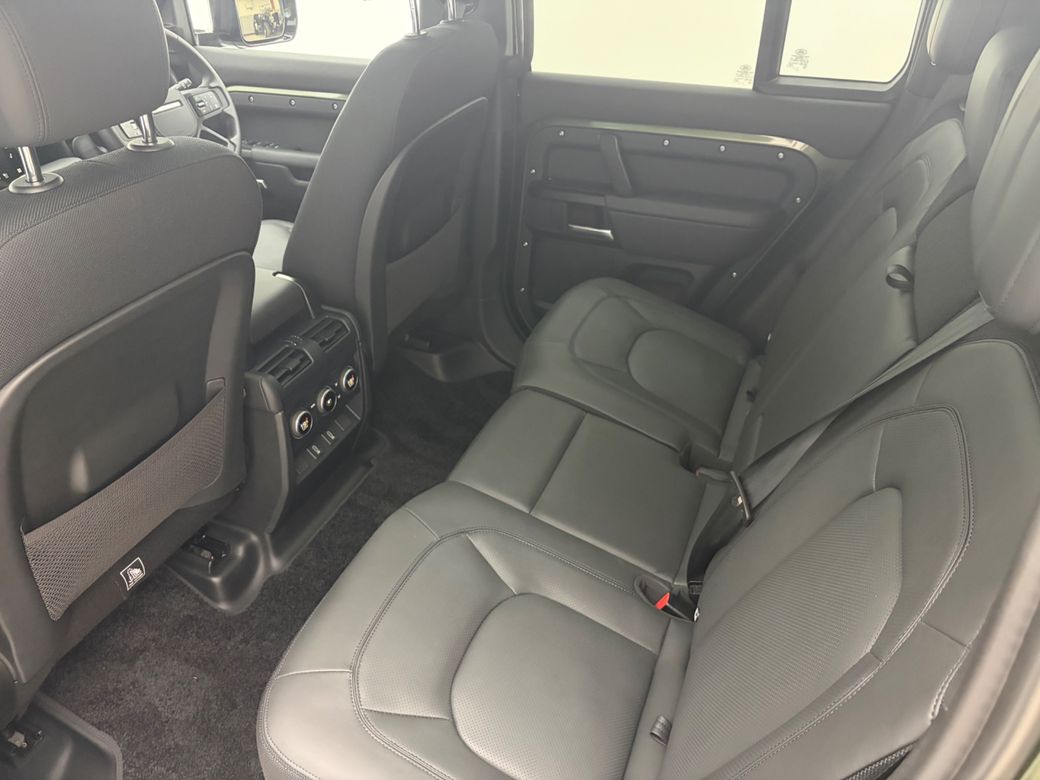 2026 Land Rover Defender