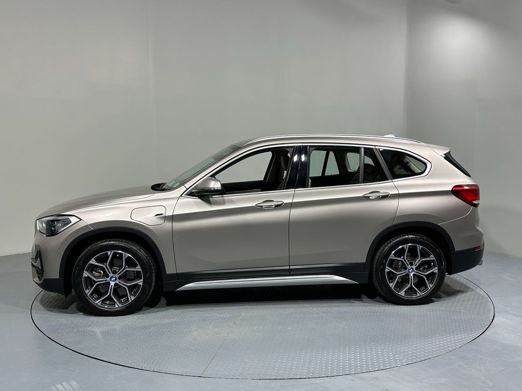2022 BMW X1