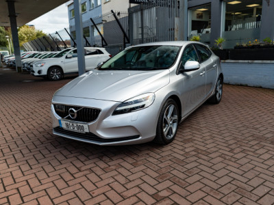 2016 Volvo V40