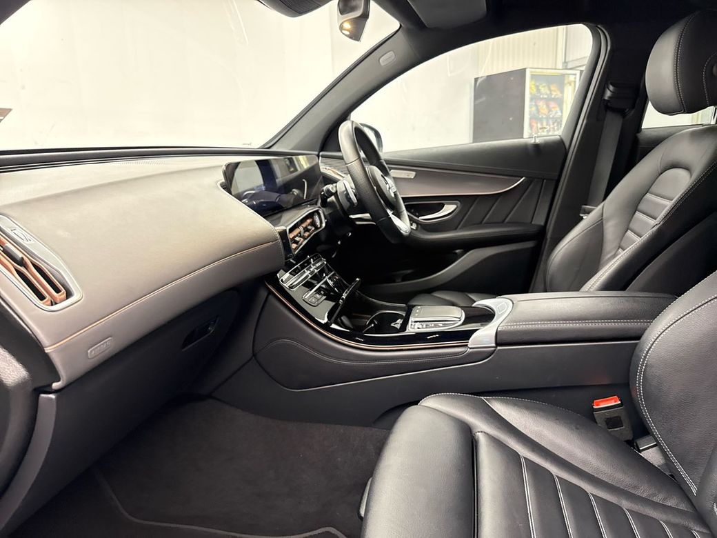 2022 Mercedes-Benz EQC