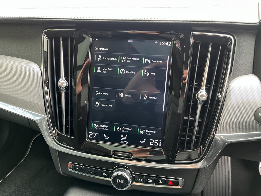 2019 Volvo V90