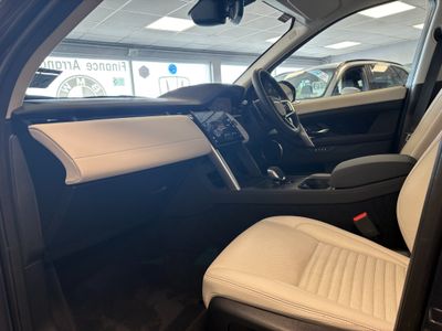 2024 Land Rover Discovery Sport