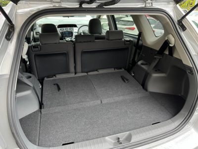 2014 Toyota Prius Alpha