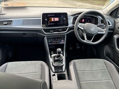 2025 Volkswagen T-Roc