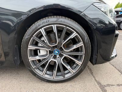 2022 BMW 745