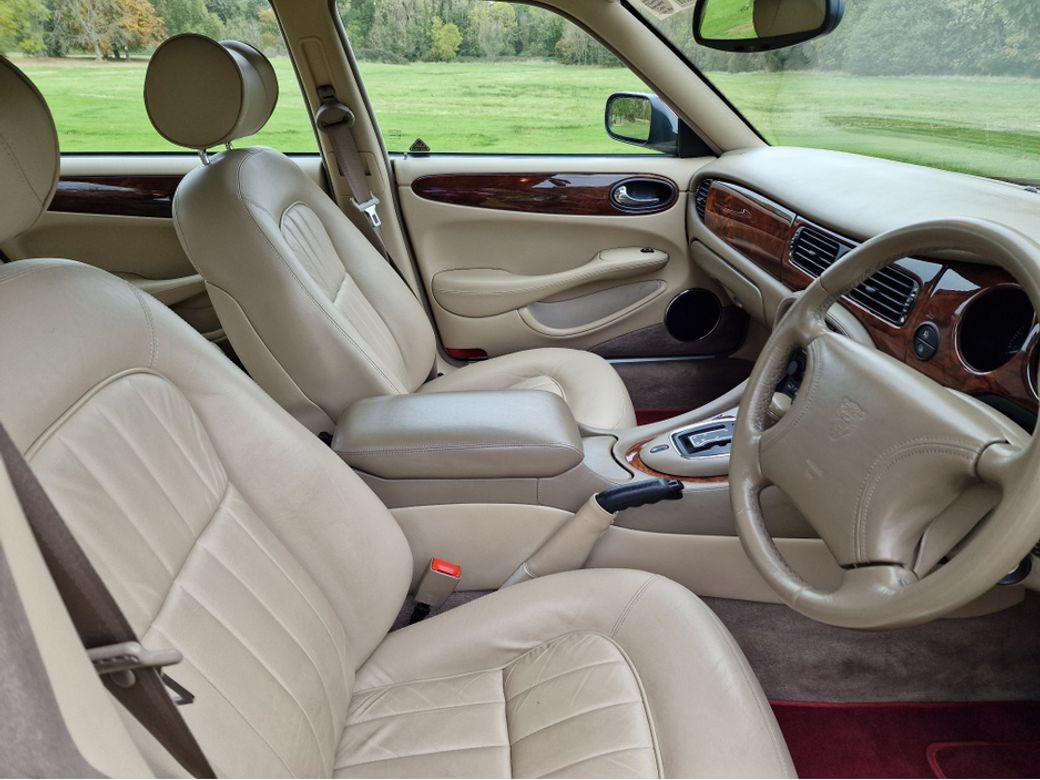 1998 Jaguar XJ