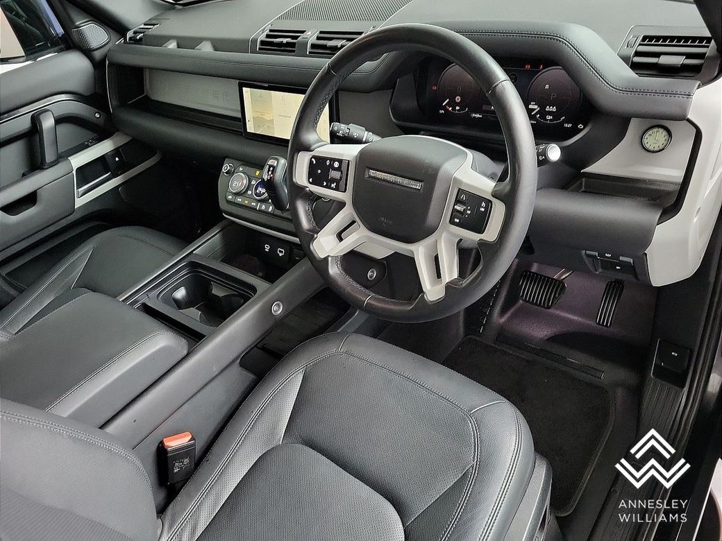 2023 Land Rover Defender