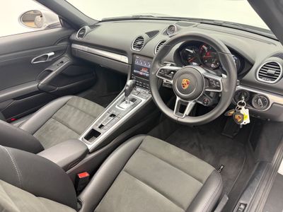 2022 Porsche Boxster
