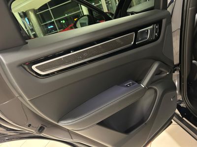 2023 Porsche Cayenne
