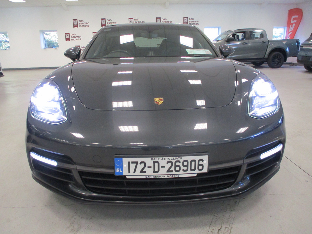 2017 Porsche Panamera