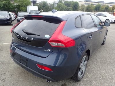2019 Volvo V40