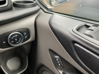 2023 Ford Transit Custom
