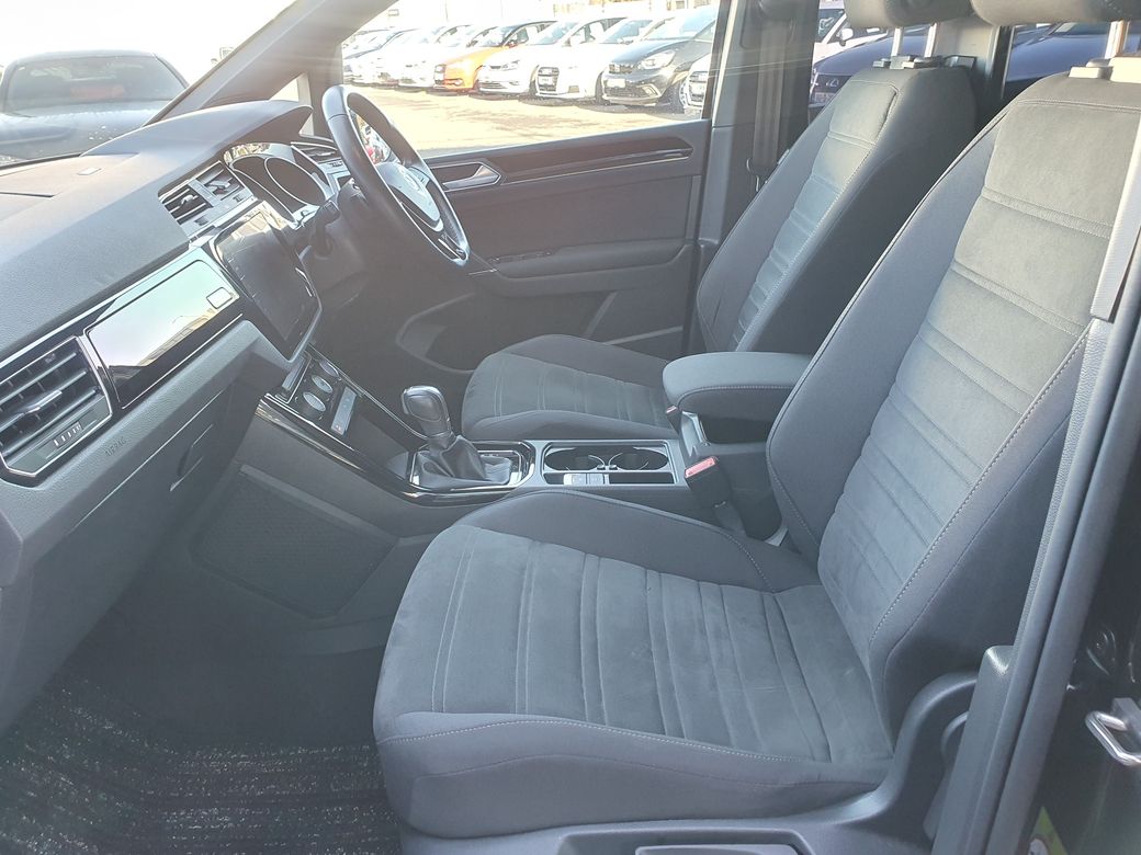 2017 Volkswagen Touran